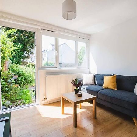 Ferienwohnung Stylish & Tranquil Flat With Excellent Connections London Exterior foto